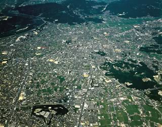 �q�~���ϒn��E�`�{������